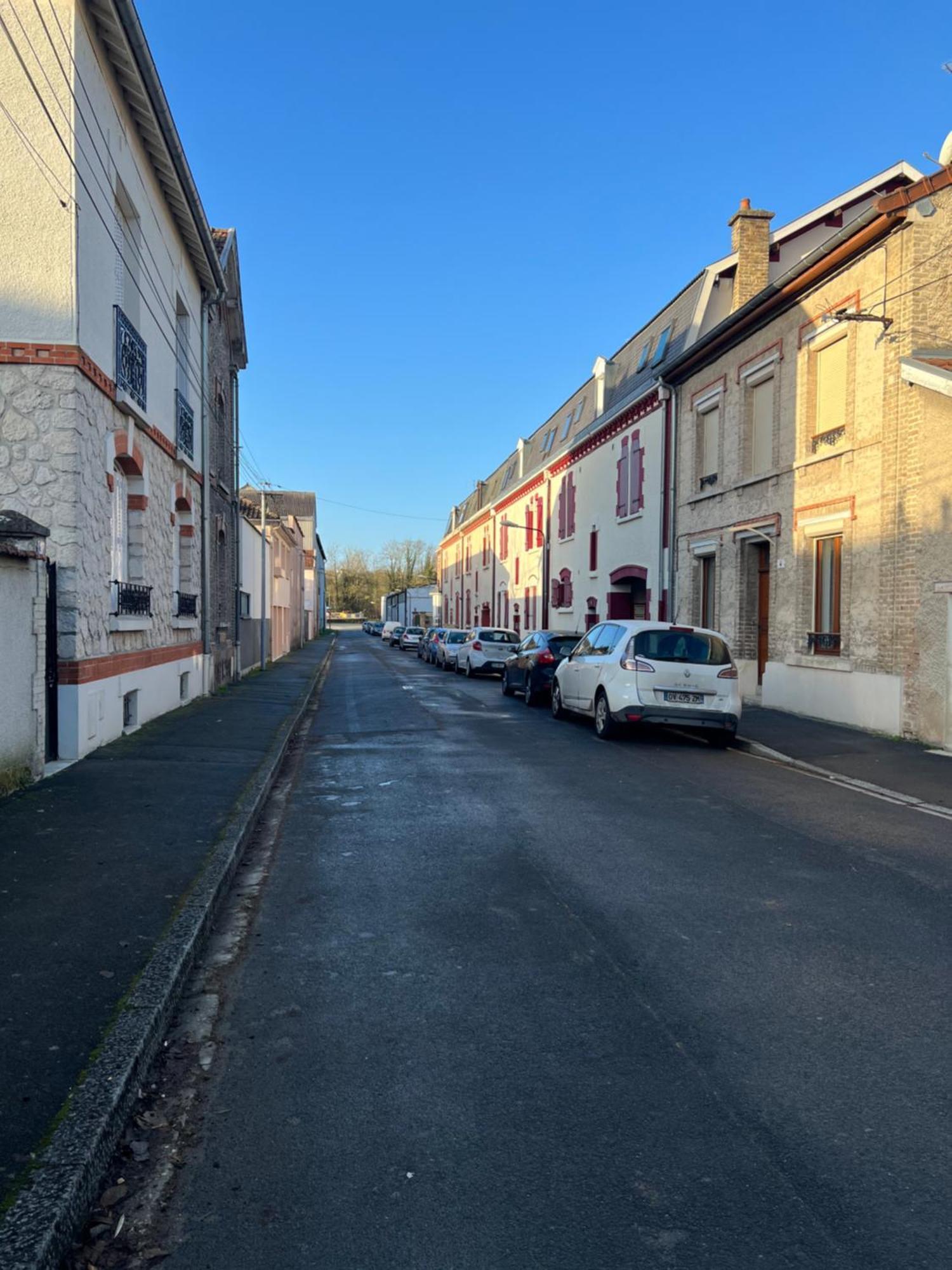 Ravissant T2 Proche Centre-Ville Et Jard Chalons en Champagne Exterior photo